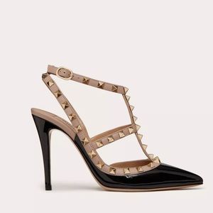 Valentino Rockstud Caged Pump